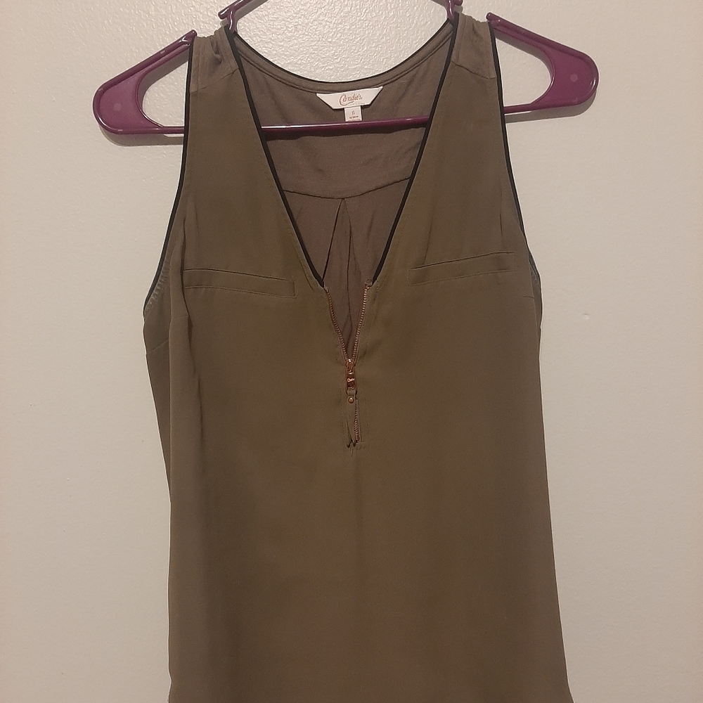 Olive Green Candies sleeveless shirt. Size small.